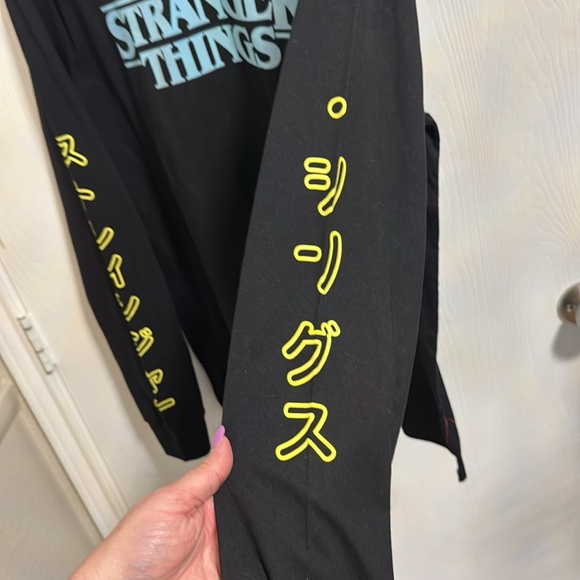 Netflix‎ Stranger Things Chogrin Elegorgon Long Sleeve T Shirt Unisex Size Large - Picture 5 of 8